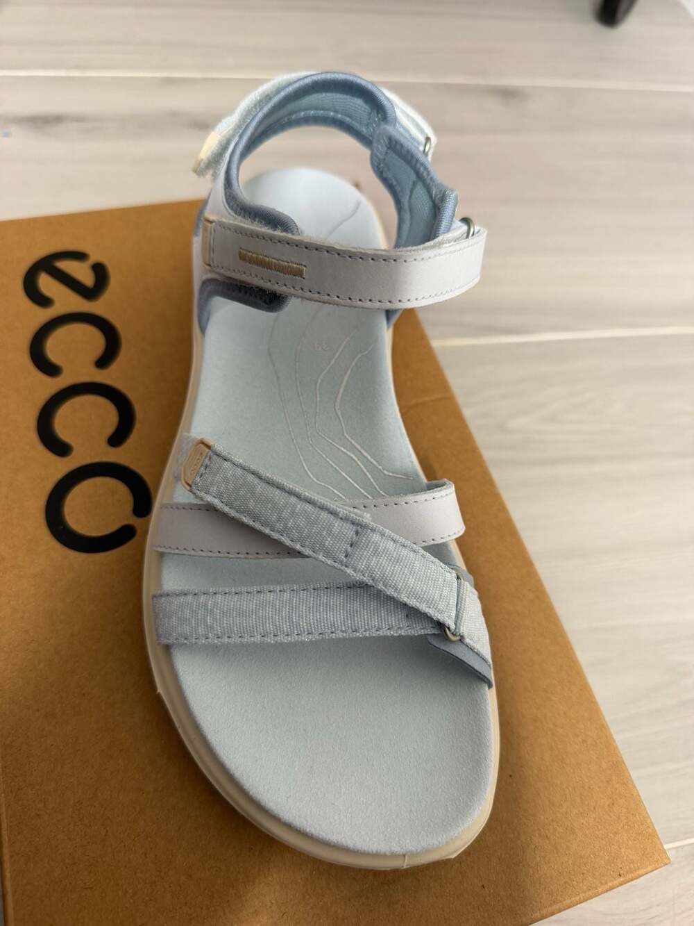 ECCO Offroad Roam W Sandals Air Bright White Women’s EU 39 US 8-8.5 - Picture 8 of 11
